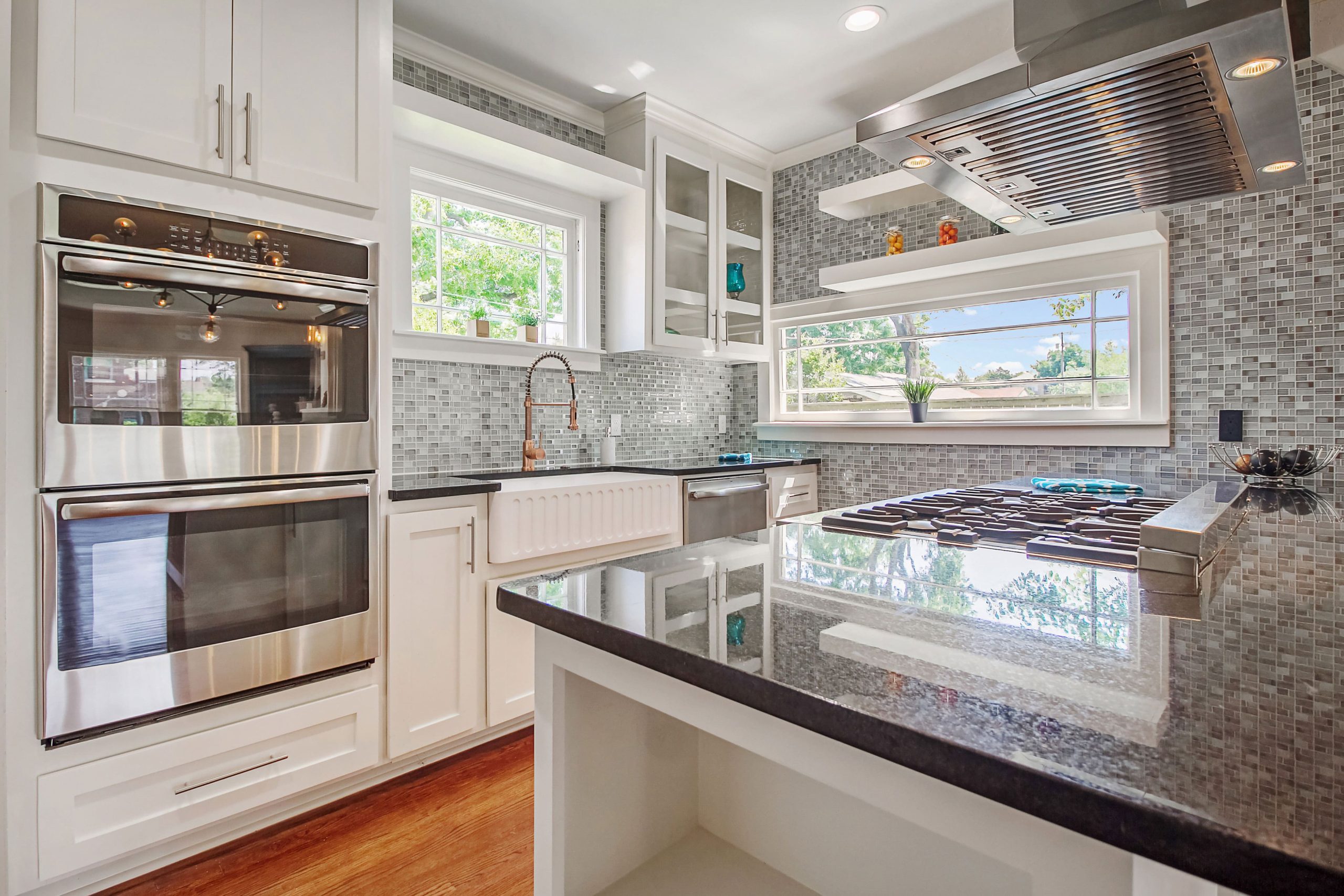 A beautiful kitchen remodel finished in a Denton, TX home.